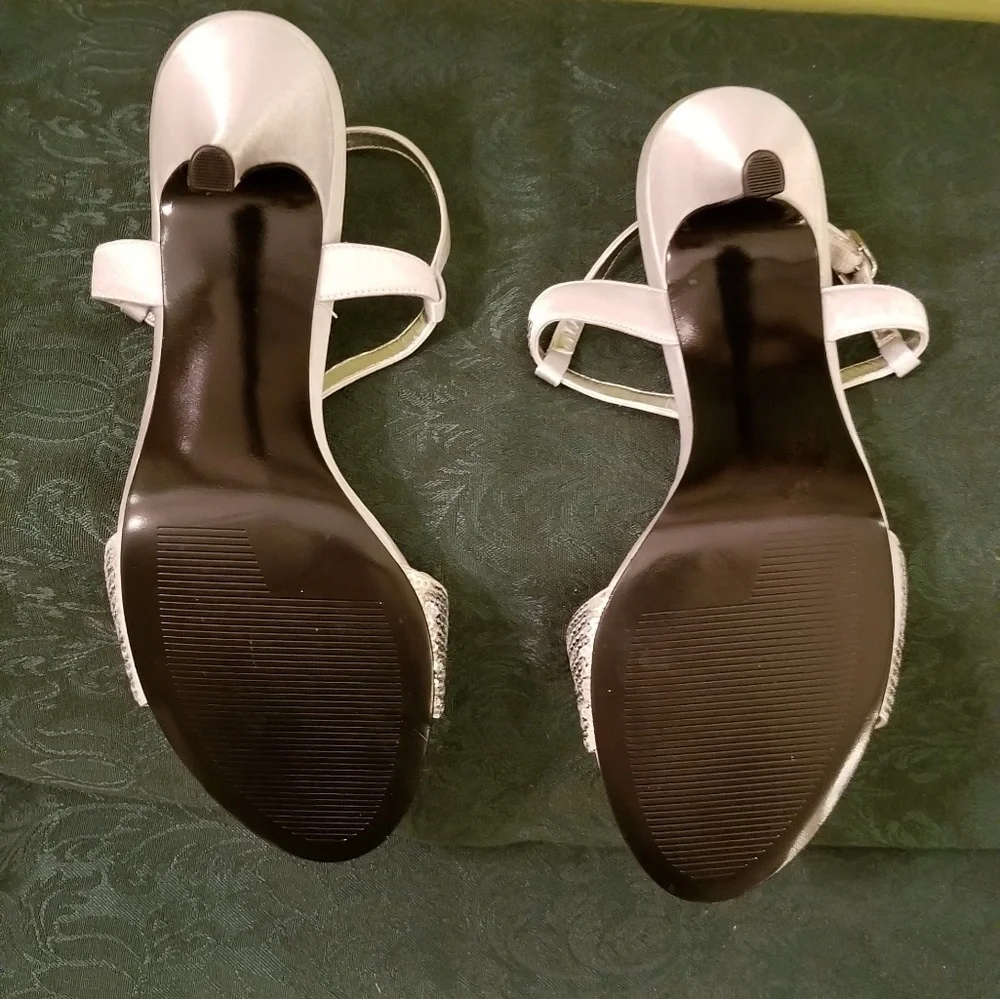 Silver Sequin Heels - Picture 4 of 7